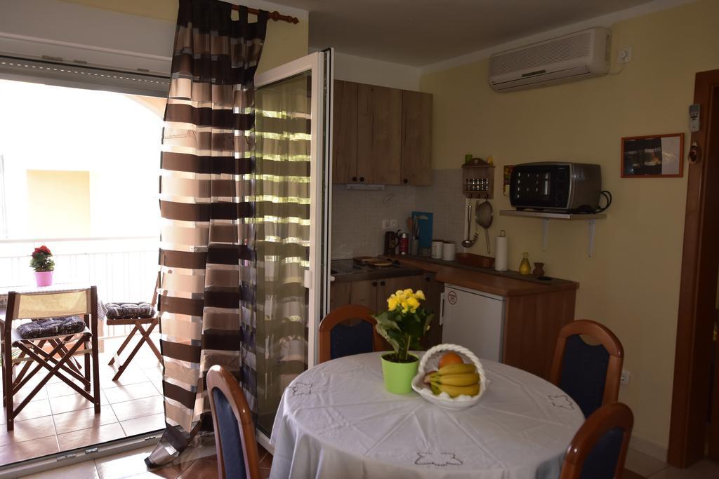 Apartman Sena โวดีเซ ภายนอก รูปภาพ